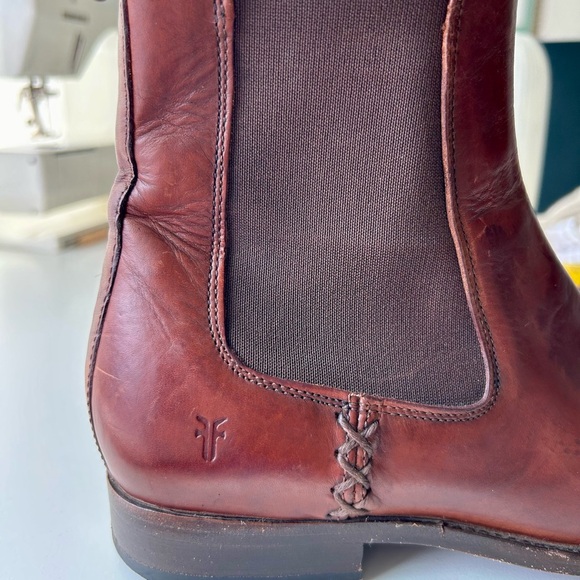 Frye Melissa Leather Chelsea Bootie - Picture 5 of 14